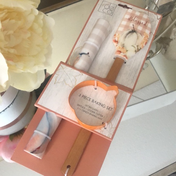 3 PIECE BAKING SET by Harvest DeCo Spatula / Cookie Cutter / 11 x 15 Baking Met - Picture 6 of 6